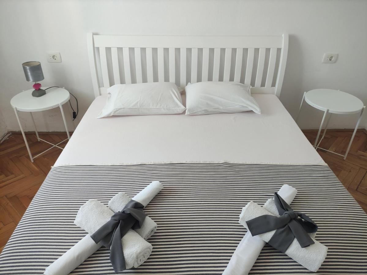 Apartmani More Petrovac Eksteriør bilde