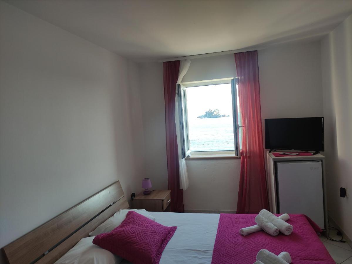 Apartmani More Petrovac Eksteriør bilde