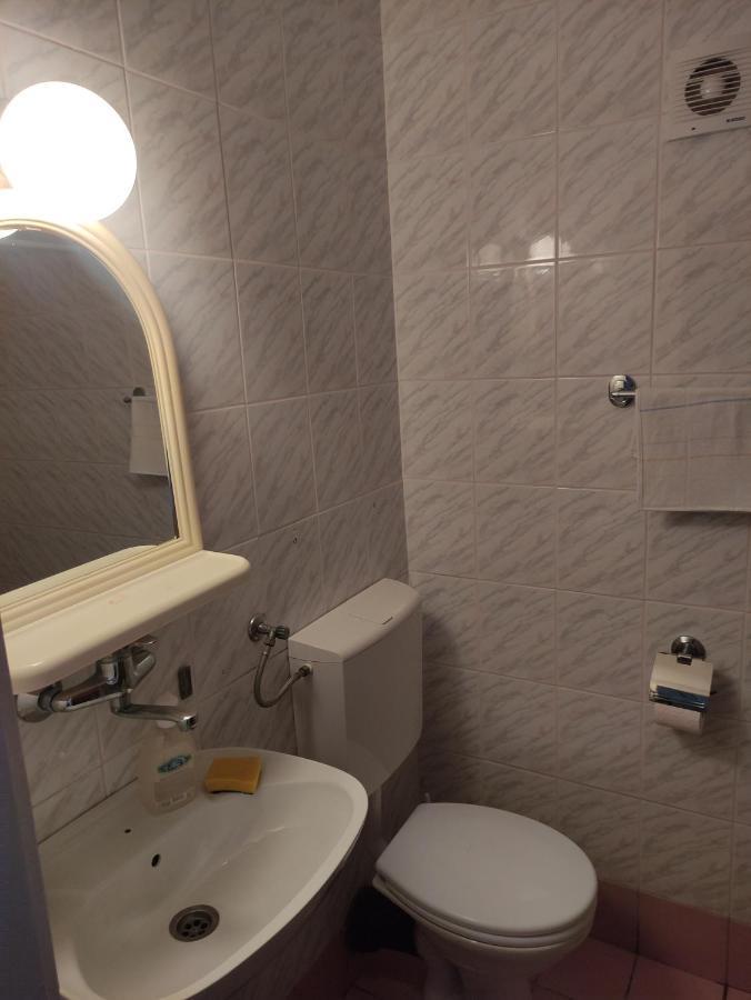 Apartmani More Petrovac Eksteriør bilde