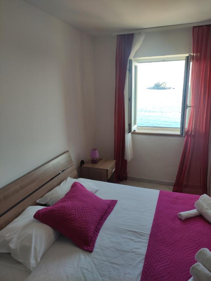Apartmani More Petrovac Eksteriør bilde