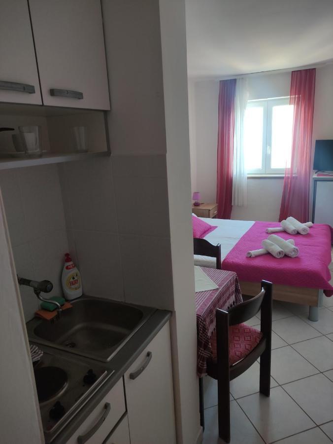 Apartmani More Petrovac Eksteriør bilde